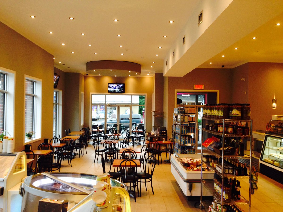 TIM HORTONS, Dorval - 975 Romeo-Vachon Blvd N, Dorval - Restaurant Reviews  & Phone Number - Tripadvisor