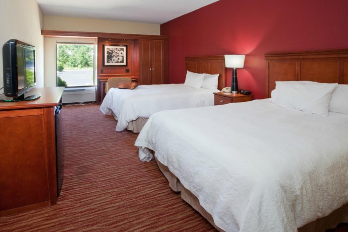 HAMPTON INN COLUMBUS-EAST $109 ($̶1̶2̶0̶) - Prices & Hotel Reviews ...