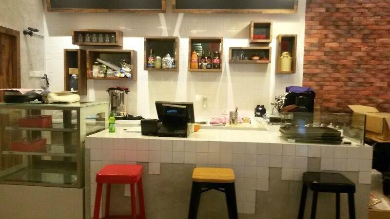 cashier
