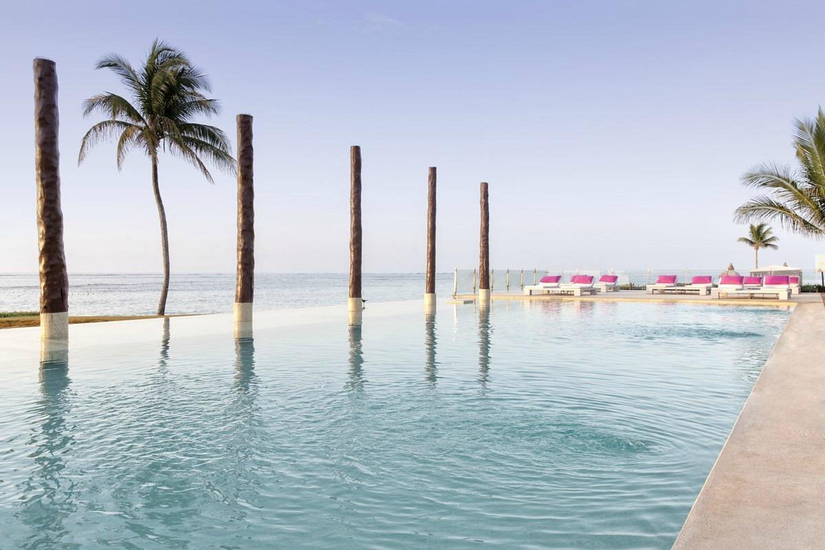club med cancun location