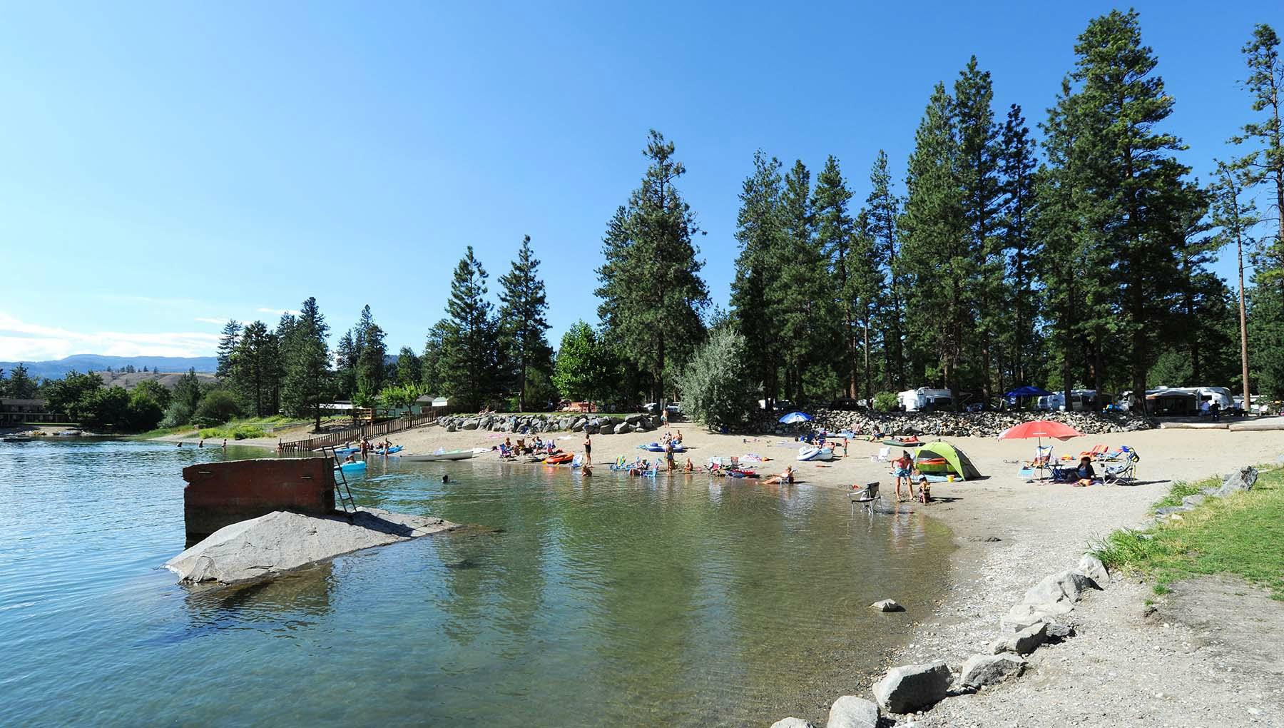 GALLAGHER LAKE RESORT - Campground Reviews (Oliver