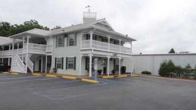 Key clearance west inn