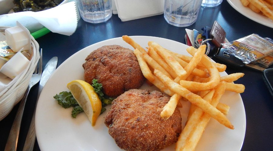tasteless salmon cakes