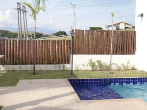 Piscina e praia