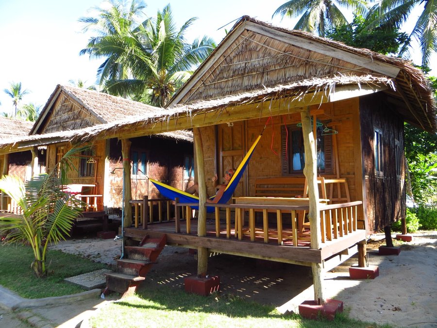 SHWE HIN THA HOTEL - Villa Reviews (Ngwe Saung, Myanmar) - Tripadvisor