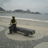 Homenagem ao poeta Drummond
