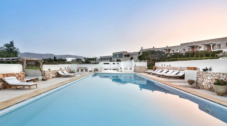 Piscine de l'hôtel Tasgua-Yan