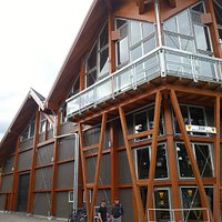 Grizzly Paw Brewing Company - take a tour, go beer or soda-pop tasting!