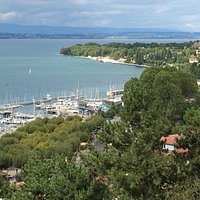 Vue du lac et de la Suisse depuis le belvédère