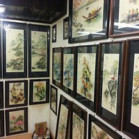 Traditionnal art painting (rice paper)
Peinture traditionnelle (papier de riz)