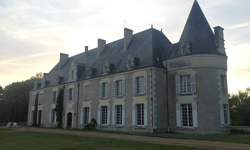 Front view of Chateau