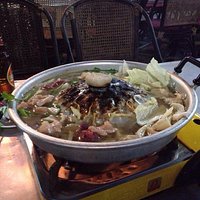 The "BBQ" (grill/soupmaker combo)