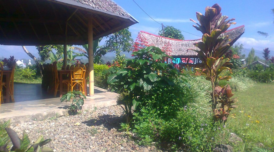Celebes restaurant garden view