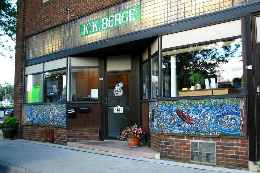 K.K. Berge Building image