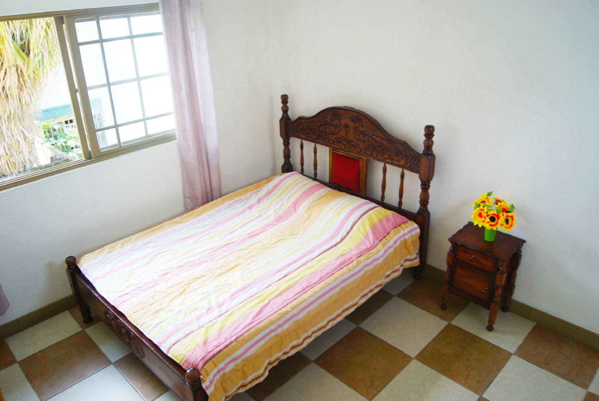 PENSION DE LA CUESTA B&B (Costa Rica/San José) - Opiniones Y ...