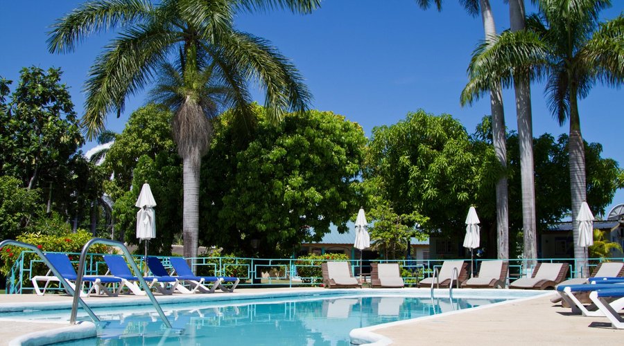 Baha Pool