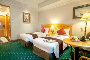 Room & Suite