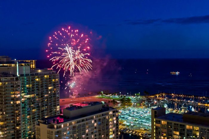 Marina Tower Waikiki Kitchenettes: Pictures & Reviews - Tripadvisor