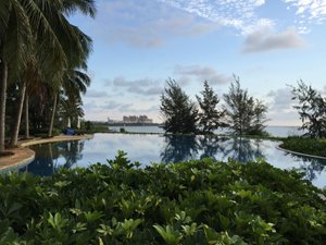 Pool & Beach