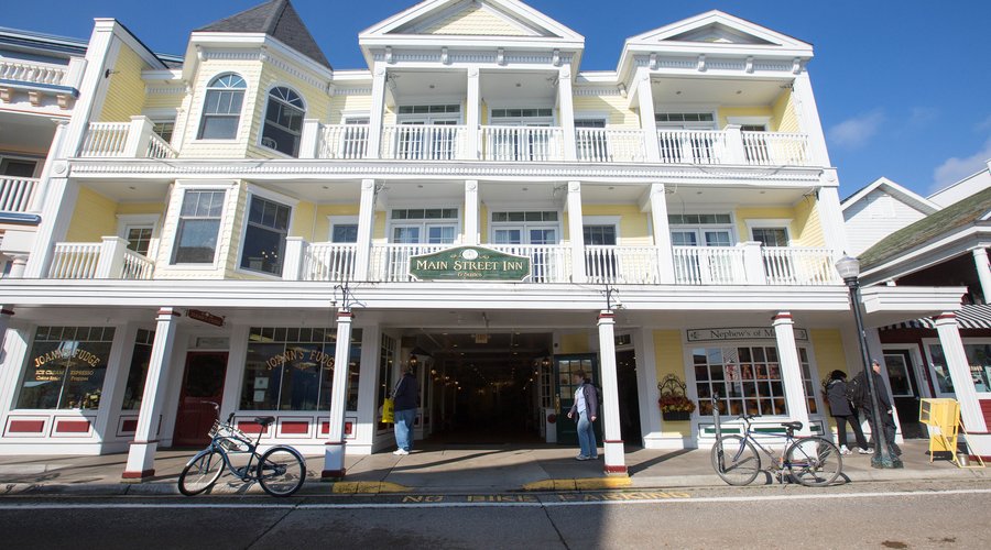 The Main Street Inn and Suites