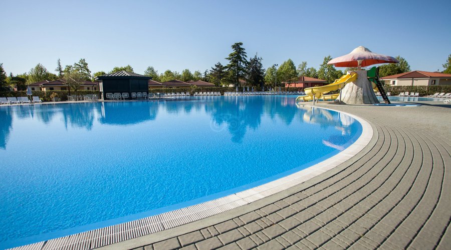 The Pool at the Camping Bella Italia
