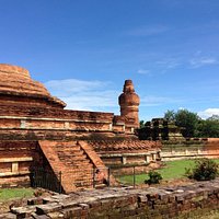 bangunan dari batu bata