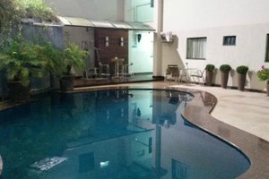 Piscina e praia