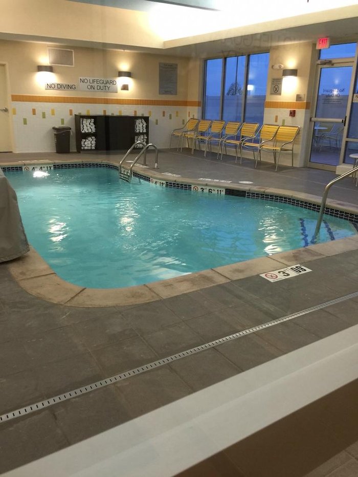 Fairfield Inn & Suites by Marriott Des Moines Urbandale Pool Pictures ...