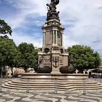 Monumento à Abertura dos Portos às Nações Amigas