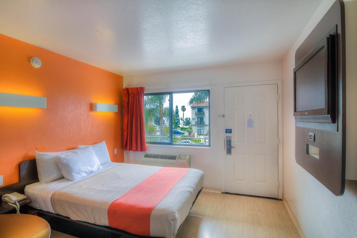 Motel 6 Santa Barbara - Beach Rooms: Pictures & Reviews - Tripadvisor