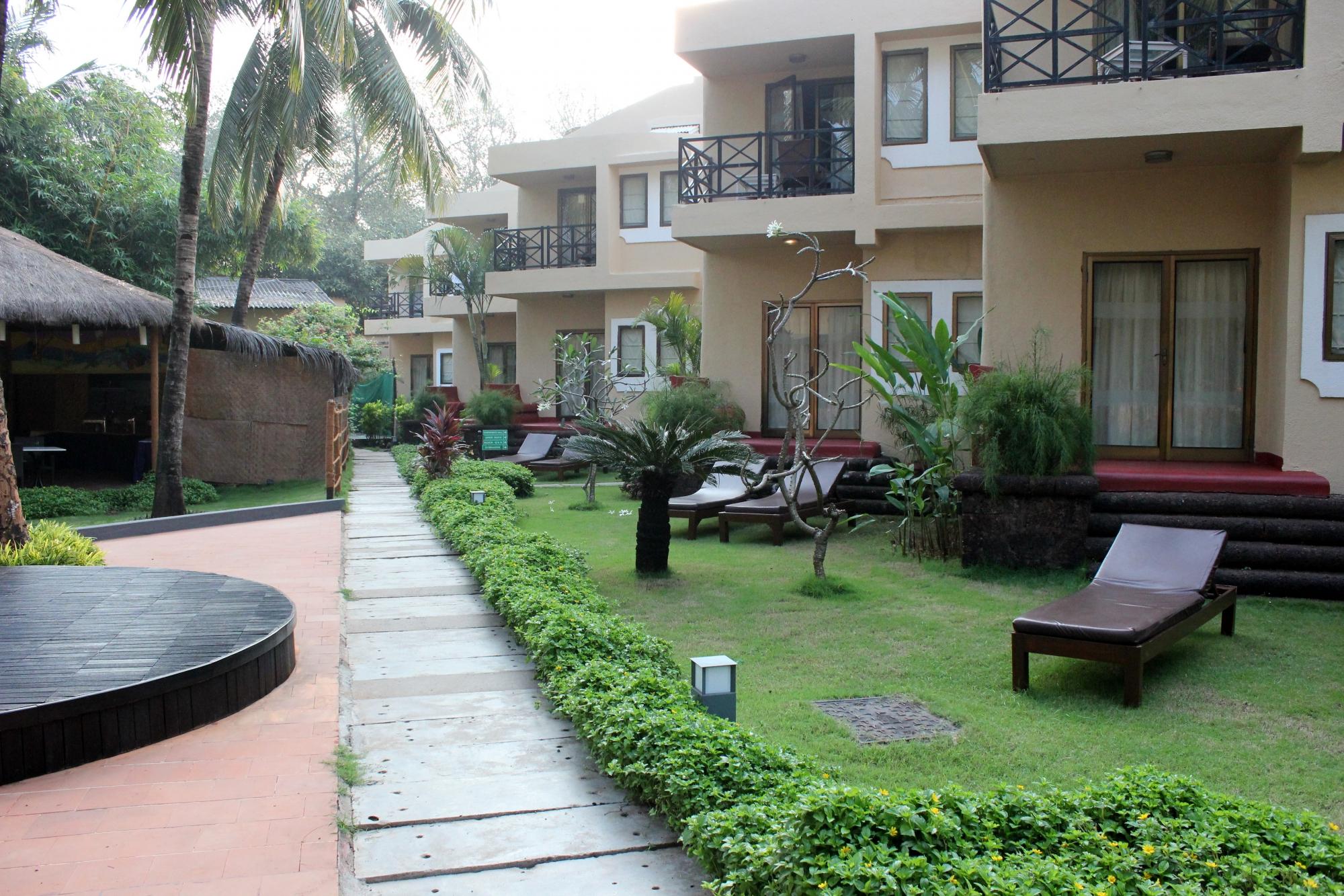 Hotel photo 21 of Whispering Palms Beach Resort.