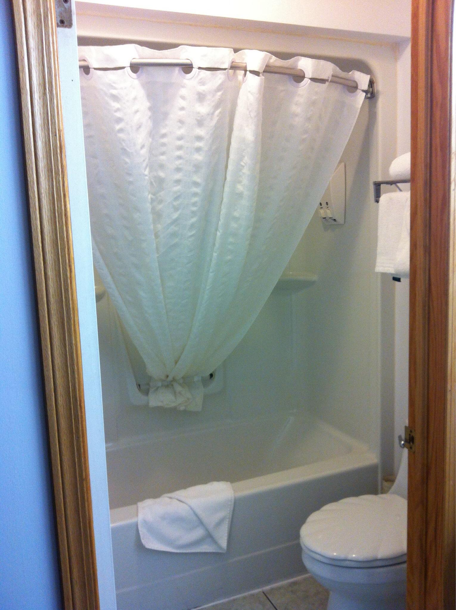 Hotel photo 12 of White Wolf Inn.