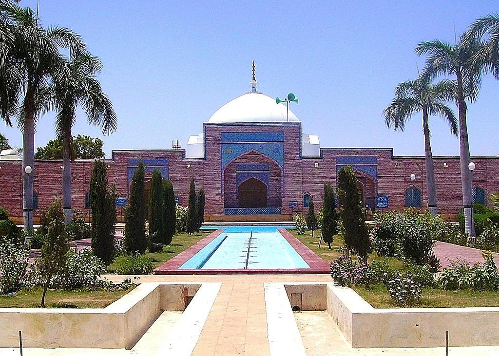 Shah Jahan Mosque (Thatta) - All You Need to Know BEFORE You Go