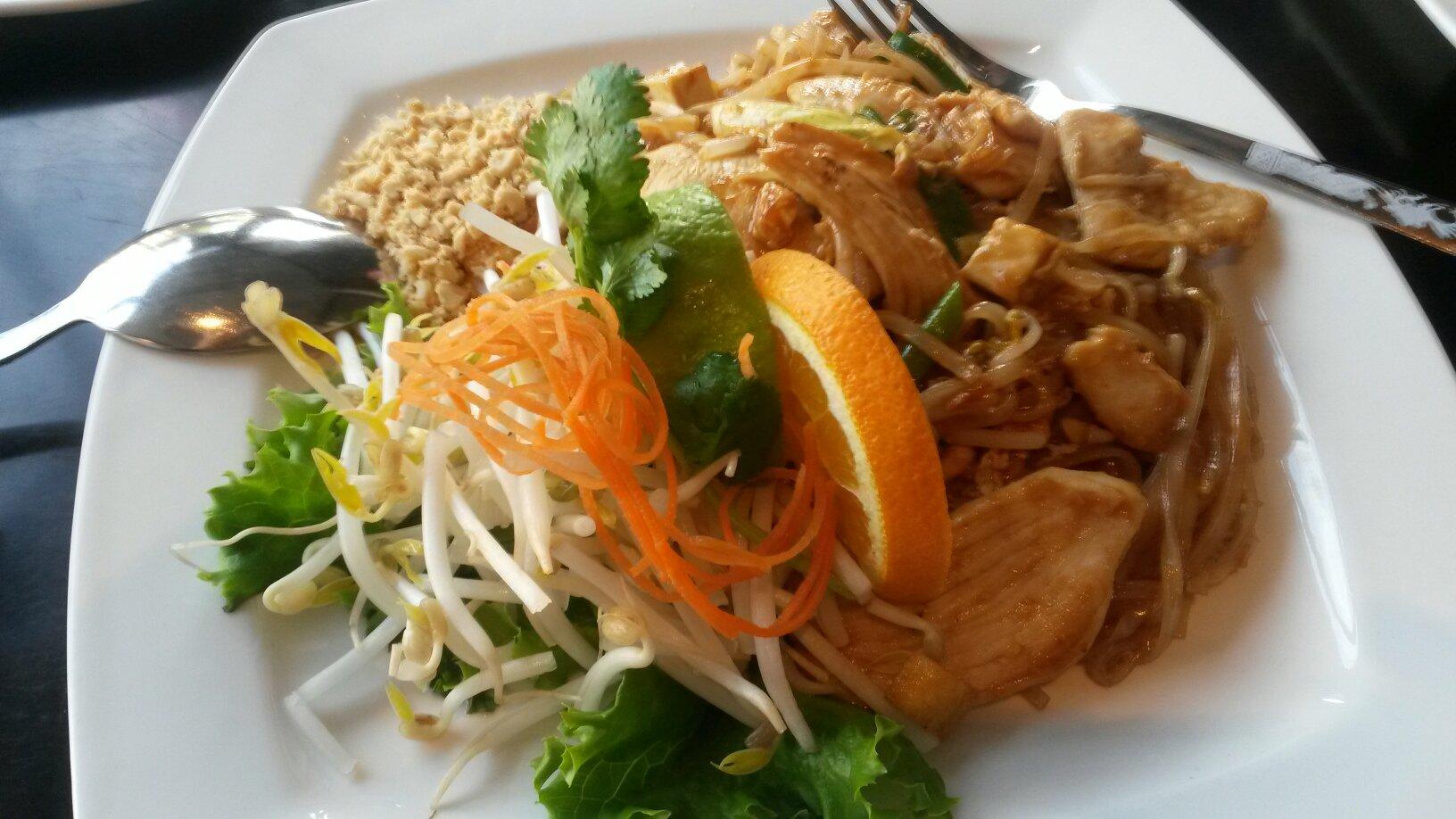 THAI HOUSE CUISINE Toronto 2213 Queen St E Old Toronto Restaurant Reviews Order Online Food Delivery Tripadvisor