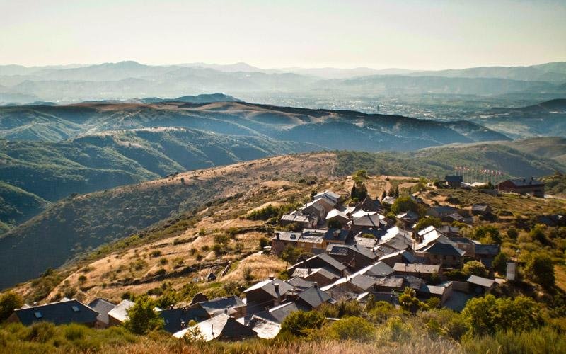 El Acebo de San Miguel