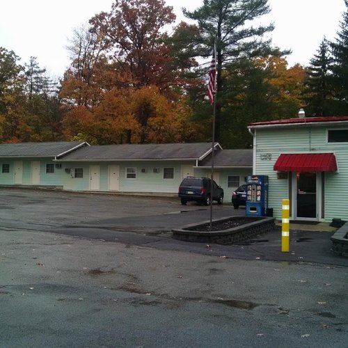 Cedar Grove Motel image