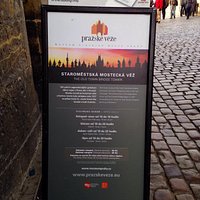 Información de horarios por meses y precios de ticket.