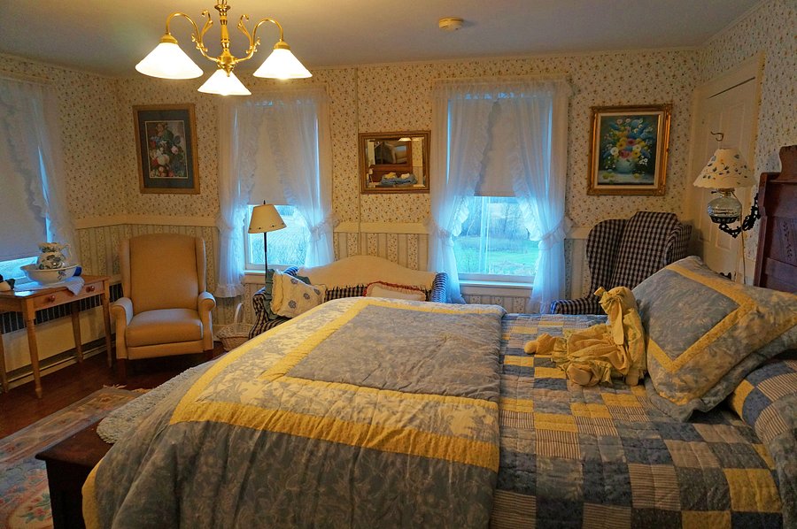 Nye's Green Valley Farm B&B - UPDATED 2020 Prices, Reviews ...