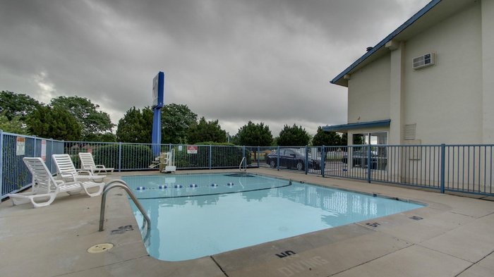 north platte hotels with indoor pools