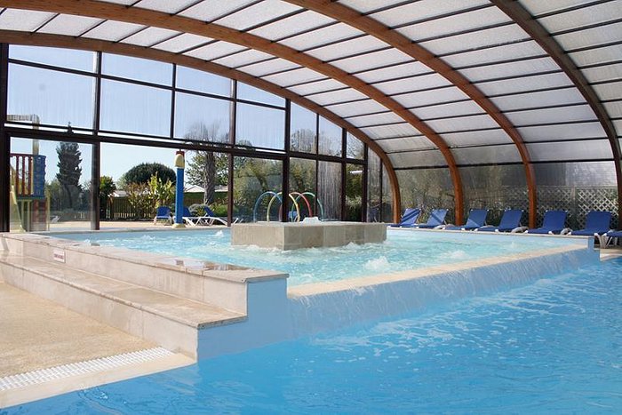 Camping île d'Oléron - Camping 5 étoiles - Camping avec piscine couverte et  chauffée - La Boulinière