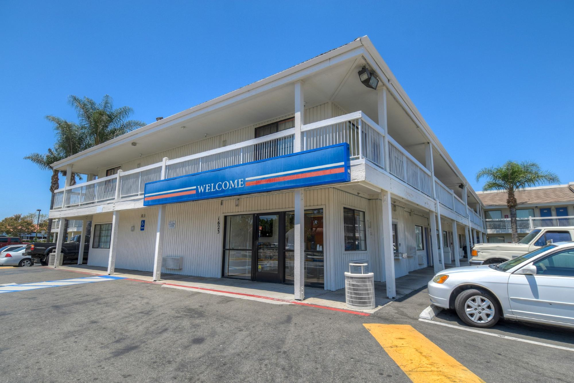 MOTEL 6 SANTA ANA 88 1 0 5 Prices Reviews Orange