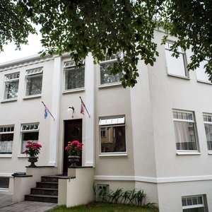 Hrafninn Guesthouse, hotel in Akureyri