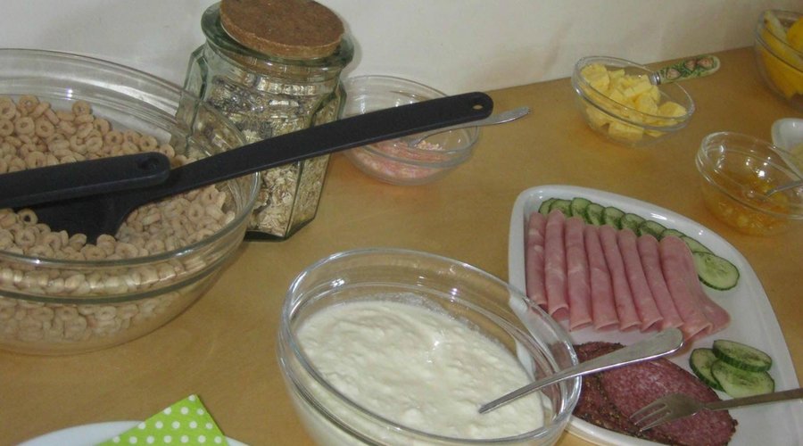 Breakfast buffet