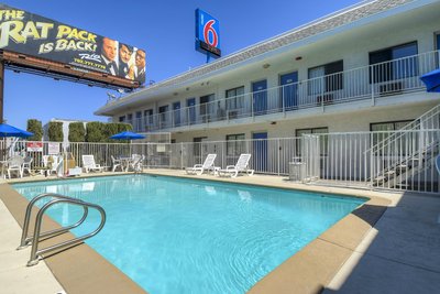 Hotel photo 10 of Motel 6 Las Vegas - I- 15 Stadium.