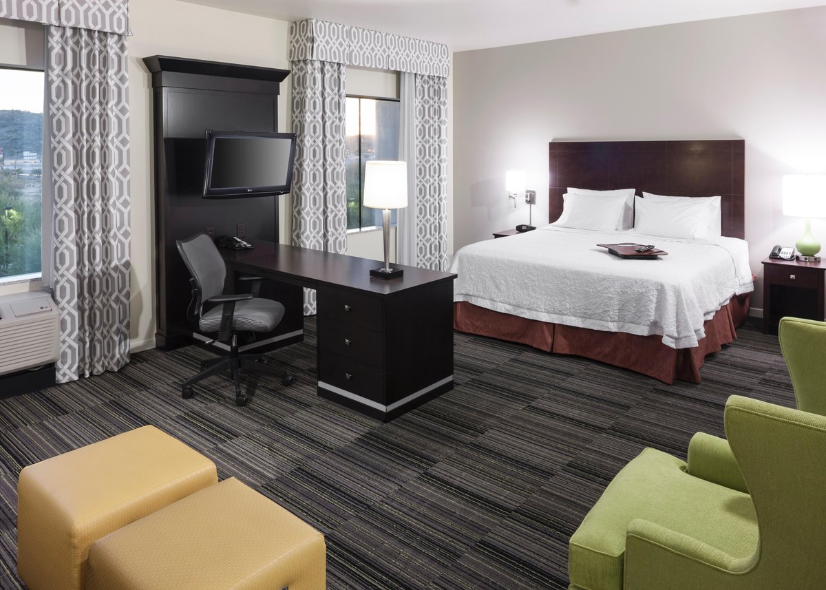 Hampton Inn And Suites Phoenix Northhappy Valley Rooms Pictures And Reviews Tripadvisor 4983