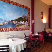 Inside Gaslight Cafe