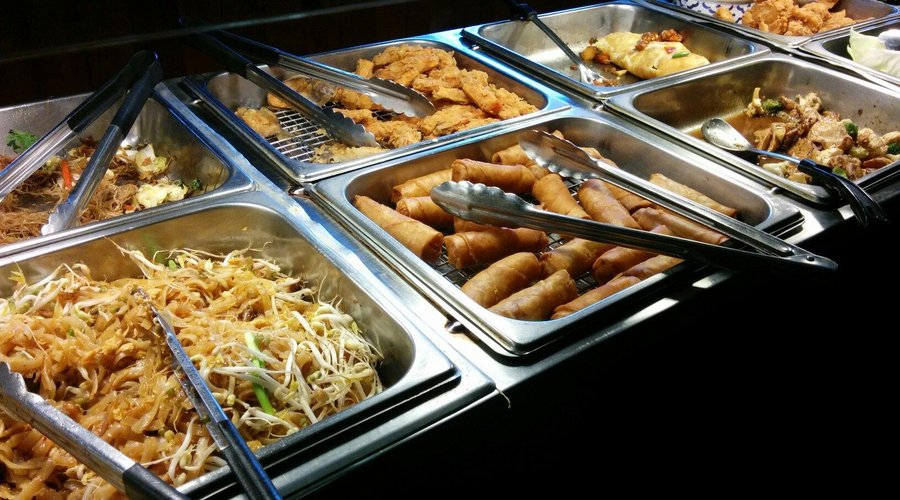 Lunch buffet with lots of veggie items.