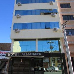 Localizado no centro da cidade