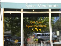 https://dynamic-media-cdn.tripadvisor.com/media/photo-o/07/25/17/de/old-town-spice-merchants.jpg?w=200&h=-1&s=1