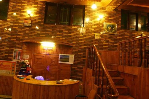 Hotel Dilshan & Restaurant image
